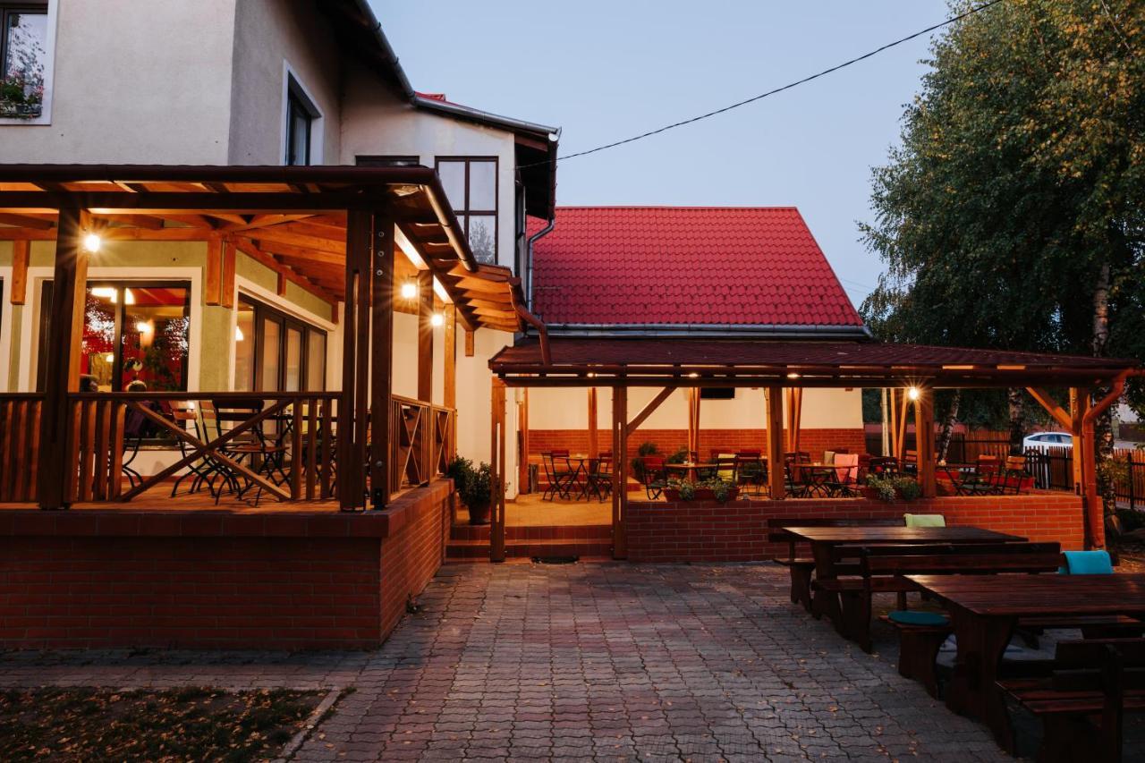 Lazar Pension & Restaurant Gheorgheni  Exterior photo